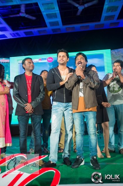 Chinnadana-Neekosam-Movie-Platinum-Disc-Function